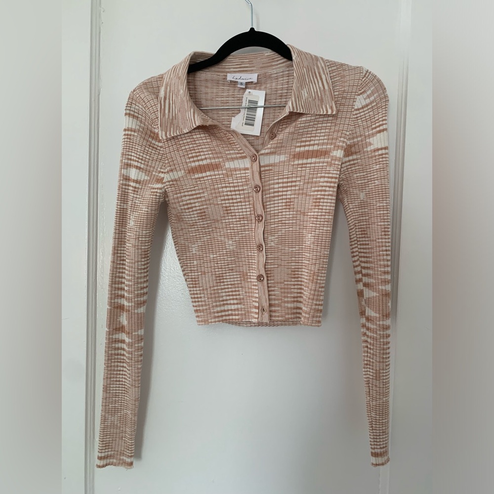 Cropped long sleeve thin sweater